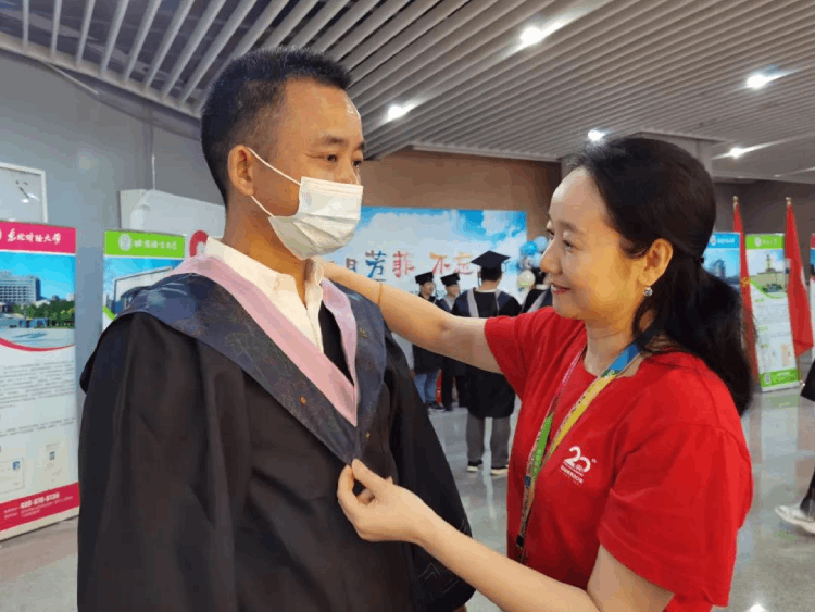 深圳直属 | 三月芳菲，不忘前行 2021春季毕业典礼